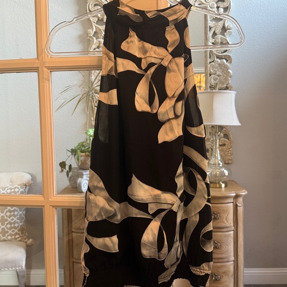 White House Black Market Size L - Picture 7 of 8